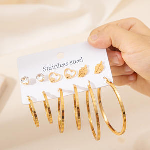 Juego de Aretes de Aro con Forma de Pentagrama en Forma de Corazón QX, Grandes y Exagerados, de Acero Inoxidable Chapado en Oro, Modernos, Unisex, Ideales para Regalo, No se Desvanecen - Product Image 4