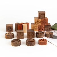Diffuseur d'arômes en bois naturel OEM d'usine, cylindre en bois de hêtre et noyer, diffuseur de parfum pour la décoration intérieure