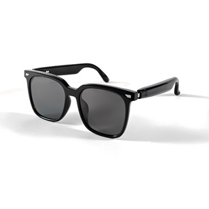 Gs01 para <span class=keywords><strong>Bluetooth</strong></span> IP68 impermeável toque controle voz tradução magnética carregamento condução cross-border óculos inteligentes - Product Image 1
