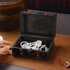European Retro Wooden Storage Box With Lock For Home Jewelry Gift Props - Product Image 4