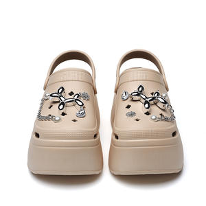 Pantuflas Tipo Zueco, Diseño Calado, Antideslizantes, Cómodas, para Interiores y Exteriores, para Todas las Temporadas - Product Image 2