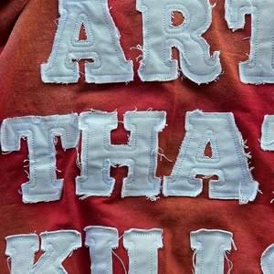 ชุดเซ็ตเสื้อฮู้ดดี้และกางเกงวอร์มทรงบานปักลายตามสั่ง ระบายอากาศได้ดี ล้างสีแบบแอซิด ทรงหลวมใส่สบาย เหมาะสำหรับฤดูหนาว สำหรับผู้ชาย - Product Image 6