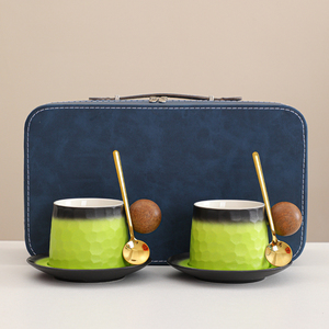 Gradient màu <span class=keywords><strong>300ml</strong></span> gốm cốc cà phê đặt thép không gỉ chiếc đĩa muỗng da cầm tay trường hợp handmade Hộp quà tặng bao bì cho - Product Image 3