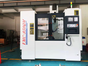 Fresadora CNC de 3 Ejes de Alta Precisión para Procesamiento de Metales - Product Image 2