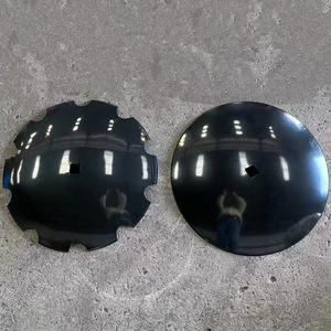 Lame de cultivateur robuste en acier au carbone de 710 mm pour herse à disques - Product Image 1