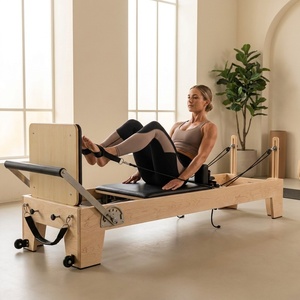 Reformer de Pilates Plegable Artesanal de Madera de Roble con Carro Silencioso de Alta Precisión para Estudios de Lujo, Suministro Directo - Product Image 4