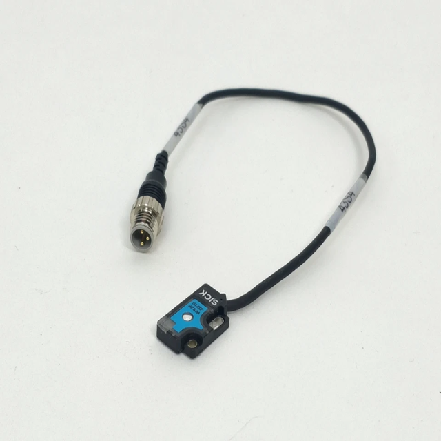 New Original Ready Stock WS2F-D210 Miniature Photoelectric Sensor