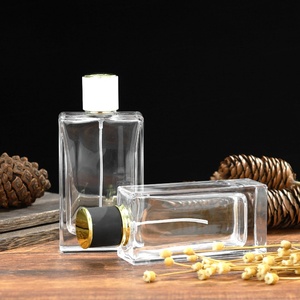 30ml 50ml 100ml clear <b>Glass</b> Thick Wall Flat square Perfume <b>Bottles</b> Empty Perfume <b>Bottles</b> with Spray Wooden Cap - Product Image 4