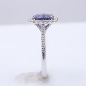 Anillo de Compromiso de Moda para Mujer, con Zafiro Morado de Laboratorio de 1.84 Ct, Elegante, en Plata S925, con Circonitas Brillantes - Product Image 3