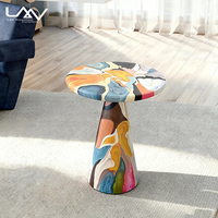 Table d'appoint ronde de luxe de style designer pour salon de villa, table d'angle de canapé en bois coloré pour chambre d'hôtel, mobilier