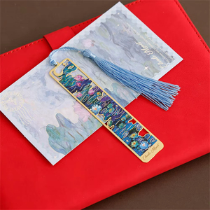 <span class=keywords><strong>Marque</strong></span>-pages promotionnels personnalisés avec pompons, <span class=keywords><strong>marque</strong></span>-pages en métal émaillé en laiton, cadeaux - Product Image 5