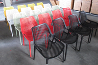 Vente en gros Fauteuil évidé jaune empilable patio jardin extérieur chaises en plastique polypropylène