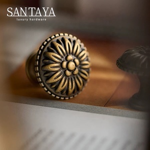 Gagang Kabinet Dapur Santaya Solid Antique Brushed Brass, Kenop Laci Lemari Kamar Tidur, Gagang Furnitur Perunggu - Product Image 6