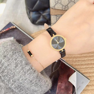 Reloj de Cuarzo de Lujo para Mujer Willow Taylor con Caja de Aleación y Correa de Cuero, Resistente al Agua 3BAR - Product Image 1