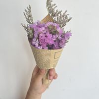 Buket Mawar Baby's Breath Mini Buatan Tangan yang Indah dengan Hiasan Forget-Me-Not untuk Pesta & Festival, Cocok untuk Hadiah
