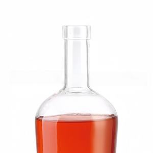 Personnalisé Unique Forme 500ml 750ml Carré Liqueur <span class=keywords><strong>Bouteille</strong></span> En Verre <span class=keywords><strong>Bouchon</strong></span> de Liège pour Brandy Vodka Gin Rhum Whisky Sérigraphie Surface - Product Image 6