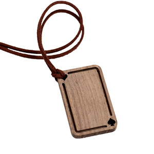 Diffuseur en bois de noyer noir gravé, porte-clés, ornement à suspendre pour voiture, pour cadeau et aromathérapie - Product Image 4
