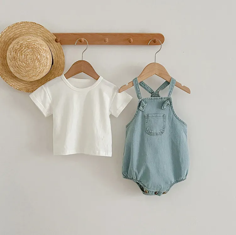 カスタム環境にやさしい赤ちゃんの夏服Tシャツとジャンプスーツキッズロンパースセット