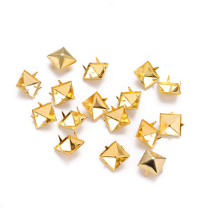 Remaches <span class=keywords><strong>de</strong></span> Hierro <span class=keywords><strong>de</strong></span> Cuatro Puntas <span class=keywords><strong>de</strong></span> 6mm-20mm, Clavos Cuadrados Piramidales Dorados y Plateados para Manualidades, Accesorios para Bolsos <span class=keywords><strong>de</strong></span> <span class=keywords><strong>Teléfono</strong></span> Móvil, Piezas Especiales para Bolsos, Marca XINGHE - Product Image 4
