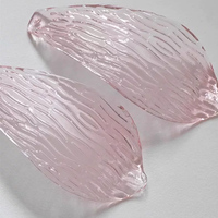 Lustre LED en verre rose givré de style antique français avec corps doré, taille moyenne, hauteur réglable pour l'éclairage des escaliers de la maison et de la villa