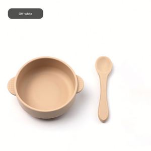 Juego de Alimentación para Bebés de Silicona 100% Personalizado, Libre de BPA, con Plato y Cucharas - Product Image 5