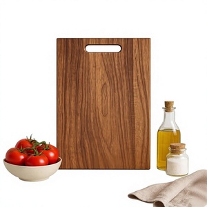 Planche à découper rectangulaire en bois naturel de qualité supérieure, durable, avec poignée en bois, épaisseur 1,5 cm, passe au lave-vaisselle, accessoire de cuisine - Product Image 4