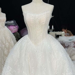 Vestido de Novia Jancember Hz021 Elegante Blanco Puro con Corsé Basco con Varillas Visibles y Encaje Francés en Toda la Superficie - Product Image 4