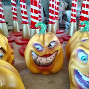 Забавная декорация на Хэллоуин: тыква-голова из стекловолокна (декоративный реквизит) - Product Image 4