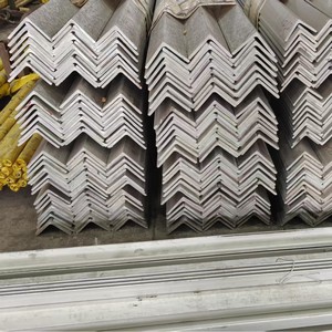 Acier angulaire galvanisé au carbone doux laminé à chaud de haute qualité avec le meilleur prix pour l'industrie - Product Image 2