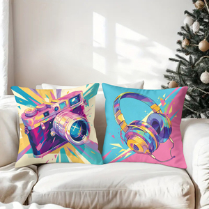 Яркие декоративные подушки в техно-стиле с изображением камеры, наушников, телефона и солнцезащитных очков в смелом стиле поп-арт. - Product Image 3