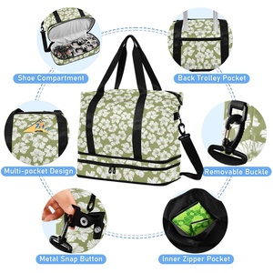 Bolsa de Viaje Personalizada con Diseño de Flor de Hibisco Verde Hawaiano, Bolsa de Deporte para Mujer, Bolsa de Viaje Extensible - Product Image 5