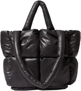 حقيبة حمل مبطنة مبطنة قطنية خفيفة للشتاء بلون أسود ، حقائب كتف للنساء