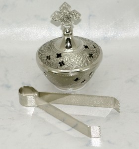 Brûleur d'encens religieux en laiton, finition nickelée, design artistique moderne et antique – Offre Spéciale - Product Image 2