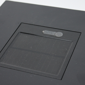 Fidarsi della lanterna di natale a energia solare da giardino all'aperto in metallo - Product Image 4