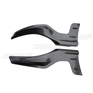 สเกิร์ตกันชนหลังสำหรับ Honda Civic Hatchback รุ่นที่ 11 ปี 2022-2024  แบบมีครีบข้าง ป้องกันรอยขีดข่วน สีดำเงา ลายคาร์บอนไฟเบอร์ - Product Image 3