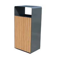 Poubelle rectangulaire extérieure en métal et bois pour usage commercial, parc municipal, collecte des déchets publics, bac de recyclage de rue