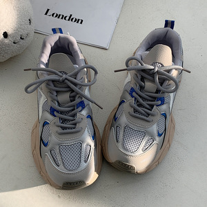 Nuove <span class=keywords><strong>Scarpe</strong></span> Estive Bianche da Donna 2024, Moda Casual per Studentesse, Suola Spessa Super Trendy, Stile Platform, Tomaia in Rete EVA Traspirante, <span class=keywords><strong>Sportive</strong></span> - Product Image 3