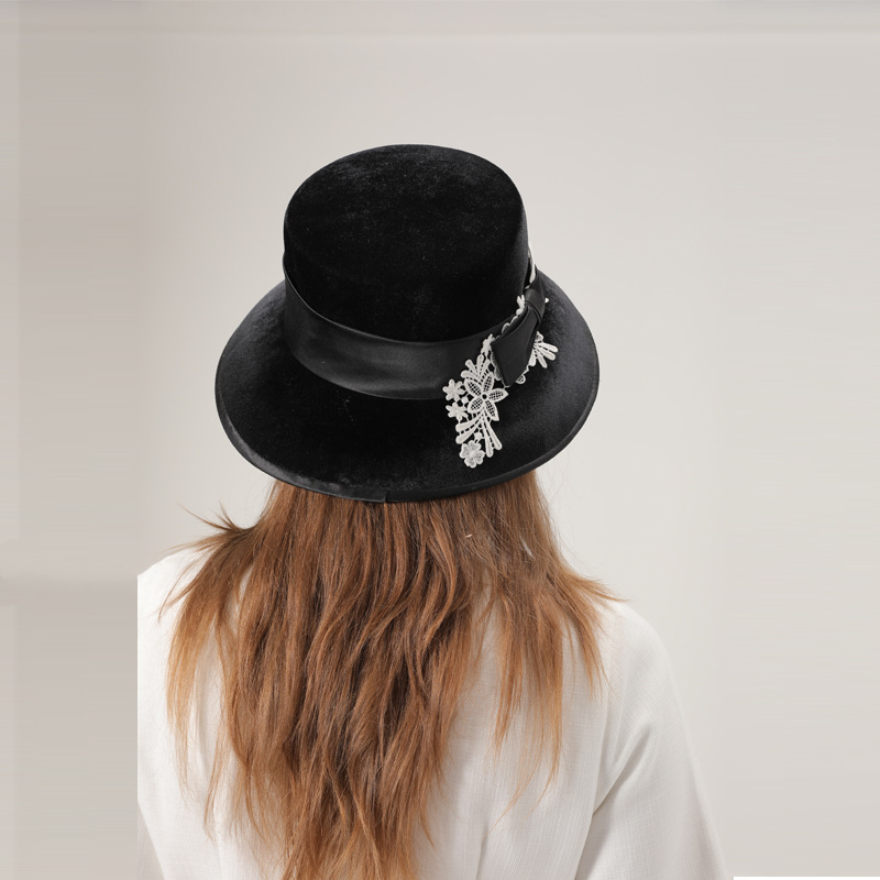 Shop Our Women's Black Hats Collection - Stylish & Versatile