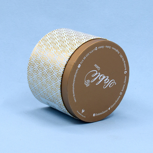 <span class=keywords><strong>กล่อง</strong></span>กระดาษ<span class=keywords><strong>บรรจุ</strong></span><span class=keywords><strong>ภัณฑ์</strong></span>ของขวัญกล่องไฟ<span class=keywords><strong>กล่อง</strong></span>กระดาษคราฟท์ LED กระดาษแข็งสีดำแข็ง<span class=keywords><strong>แบบ</strong></span>น้ำหอมรูปทรงกระบอก<span class=keywords><strong>กล่อง</strong></span>กลม - Product Image 1