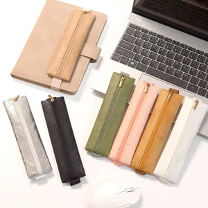 Porte-<span class=keywords><strong>stylo</strong></span> A5 à bande élastique ajustable <span class=keywords><strong>DuPont</strong></span> Paper Materials Leather Pen Sleeve Journal Waterproof Pencil Case - Product Image 1