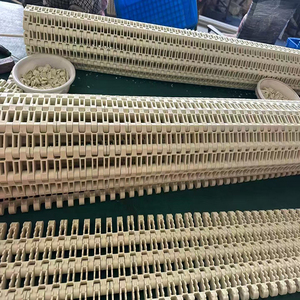 Piastre a catena in plastica antiscivolo a griglia piatta 1700 serie Anti-scivolo nastro trasportatore modulare a nastro trasportatore con trasmissione a nastro catena a maglia - Product Image 4