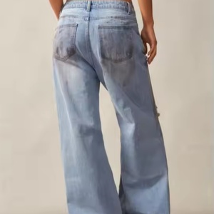 กางเกงยีนส์ขาบานเอวต่ำทรงหลวมสไตล์ลำลองแบบยีนส์เดนิมฟอกสีสำหรับผู้หญิง ขายส่ง OEM - Product Image 2