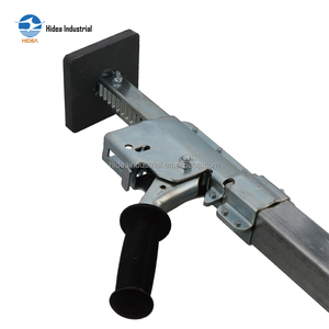 Barre de support carrée en acier avec pied de fixation à boulon soudé 1,5''x1,5'', longueur réglable, système de sécurisation de charge permanent FMCSA - Product Image 5