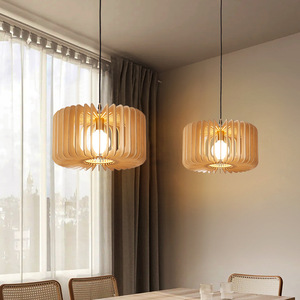 โคมไฟห้อยเพดานสไตล์ญี่ปุ่นแบบมินิมอลทันสมัย โคมไฟข้างเตียงในห้องนอนดีไซน์สร้างสรรค์ พร้อมฐานไม้ สำหรับบ้านพัก โรงแรม บาร์ โต๊ะอาหาร - Product Image 2