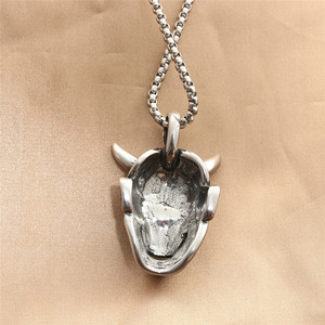 Collar de Acero Inoxidable con Colgante de Máscara de Toro, Colgantes Temáticos para Hombre, Regalo - Product Image 2