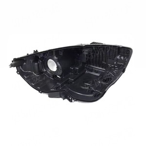 Cache-phare arrière Ford Edge 2020-2022, assemblage de base avant en plastique - Product Image 1