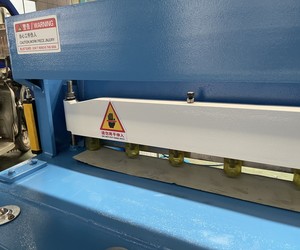 Q11-1 * 1300 Hướng dẫn sử dụng tấm kim loại máy cắt chân đạp máy cắt - Product Image 5