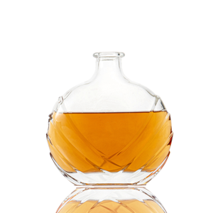 Bouteille de liqueur en verre de forme plate de 70 cl en gros, cristal blanc, <span class=keywords><strong>cognac</strong></span>, brandy, bouteille de vin en verre de 700 ml 750 ml - Product Image 1