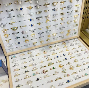 Perancang Busana Cincin Mutiara Dua Warna Berlapis Emas 18K untuk Wanita, Set Cincin Tumpuk Anti-Kusam, Perhiasan untuk Hari Jadi - Product Image 1