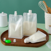 Pochette Doypack de recharge de savon liquide pour les mains 30ML 50ML 100ML avec bec verseur et poche à eau, dotée de fonctions de sécurité et d'un traitement de surface sérigraphié